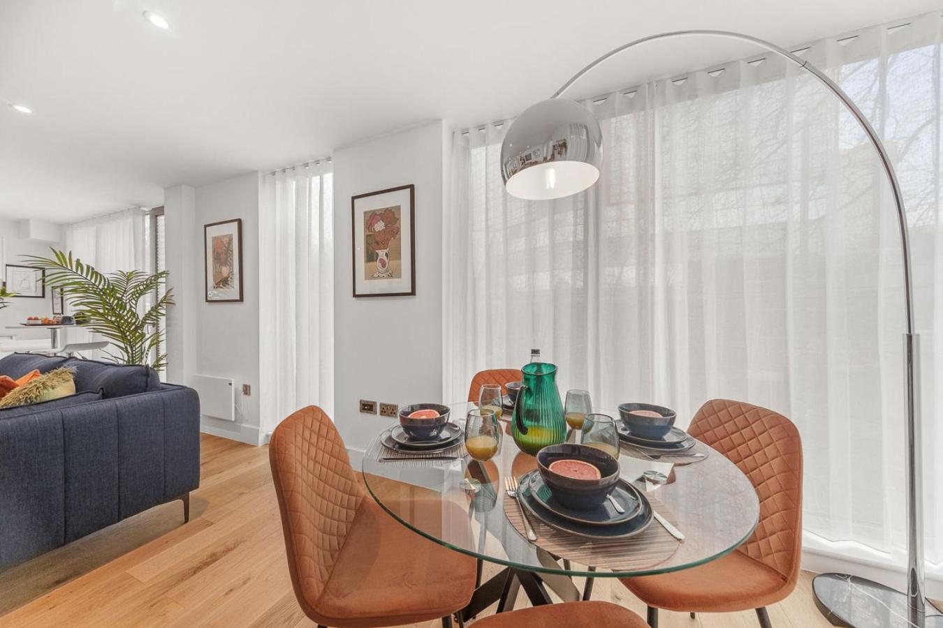 Atlas House Three Харрогейт Экстерьер фото